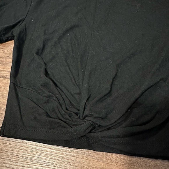 Superdown t shirt - Picture 2 of 3